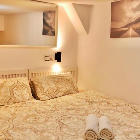 Duplex La Latina Centro Madrid Appartement Buitenkant foto